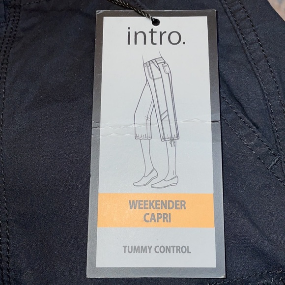 Intro. Weekender Capri (NWT) - Picture 6 of 6